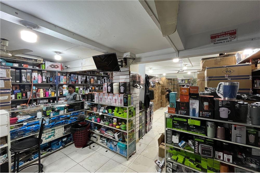 Local comercial en venta en Pettirossi, Asunción — foto 3