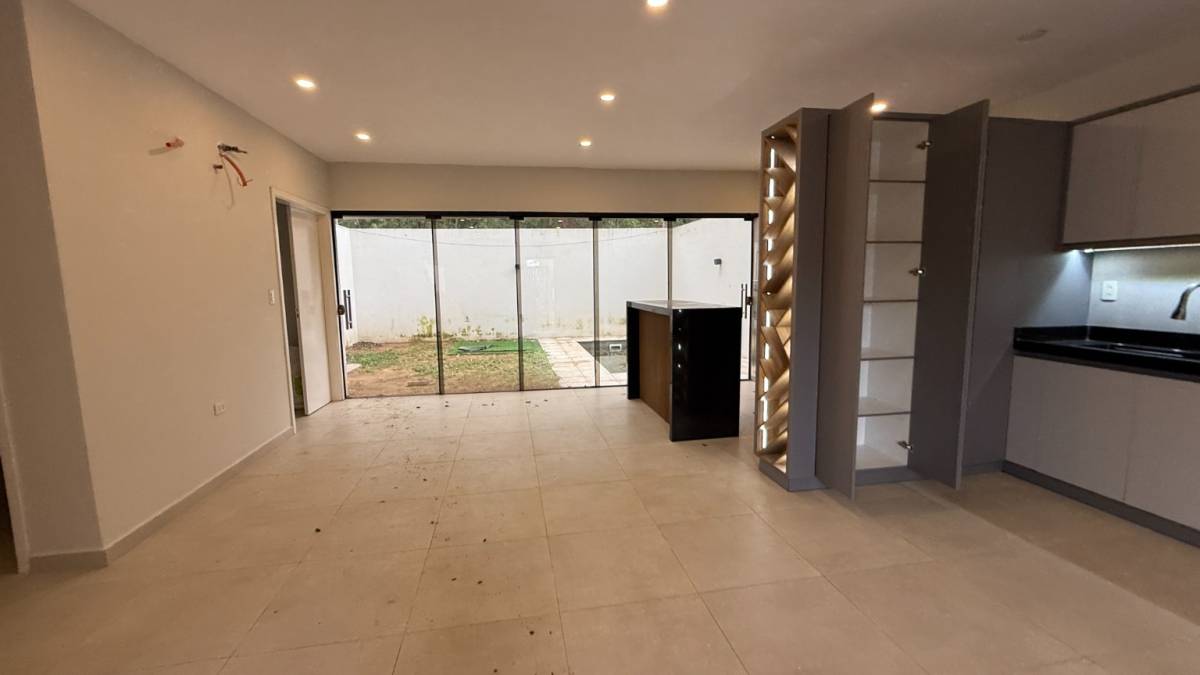 ALQUILO DUPLEX A ESTRENAR EN LAMBARE — foto 2
