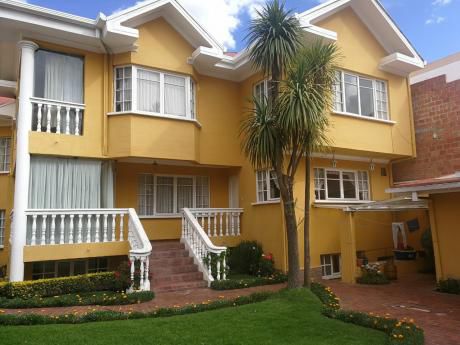 En Venta Linda Casa Achumani