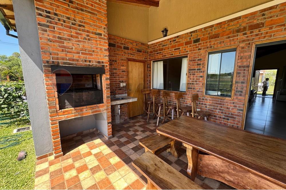 Casa de Verano - Venta - San Bernardino, Paraguay, Disfruta el verano! — foto 2