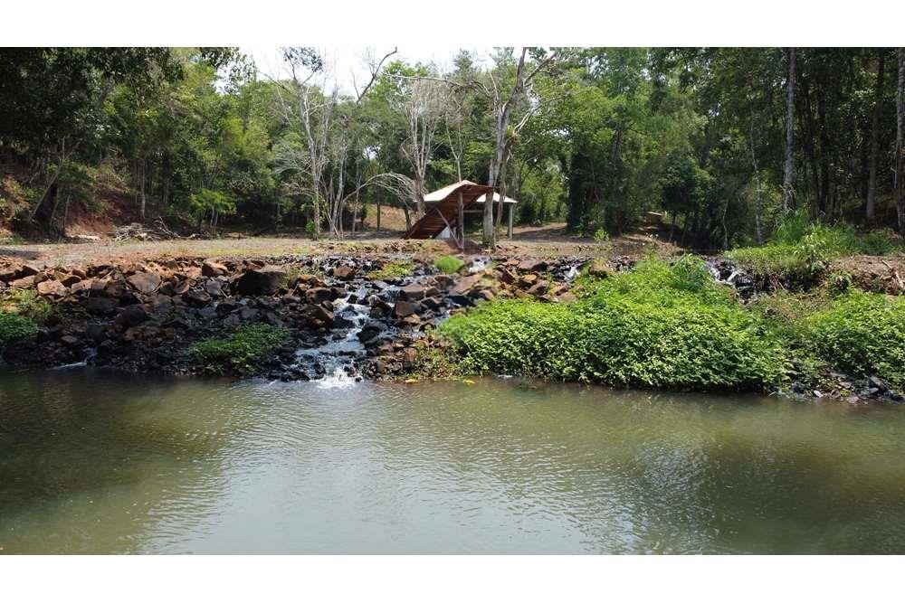 Casa de Campo con Arroyo en Venta en Los Cedrales — foto 2