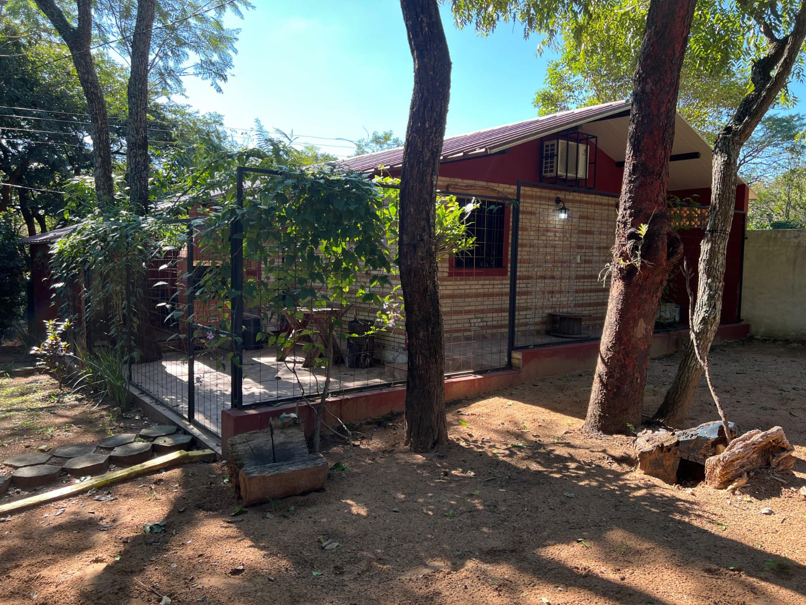EN VENTA – HERMOSA CASA QUINTA EN NUEVA COLOMBIA — foto 2