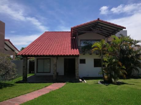Casa Amoblada Y Equipada En Alquiler