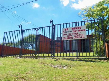 Se Vende Hermosa Propiedad Con Local Comercial En Pinar