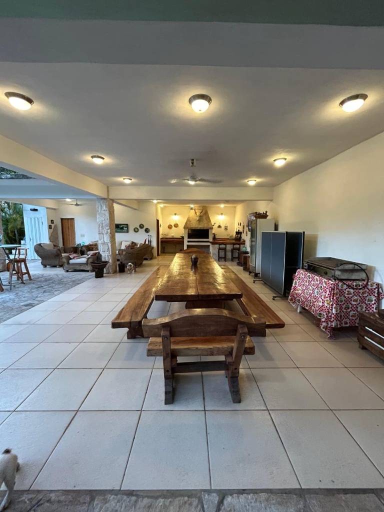 A LA VENTA CASA EN INMEJORABLE ESQUINA EN EL CENTRO DE SAN BERNARDINO — foto 2