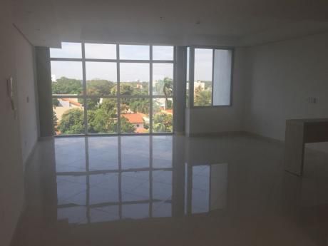 Se Alquila Departamento De 2 Dormitorios En Suite, En Villa Morra