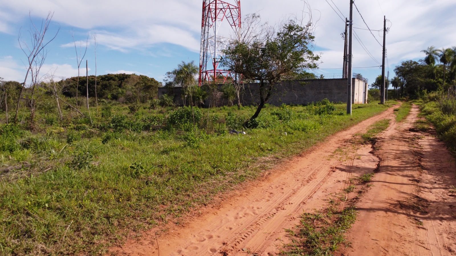 VENDO LOTES EN LA CIUDAD DE ITAUGUA A MINUTOS DEL HOSPITAL DE ITAUGUA — foto 2