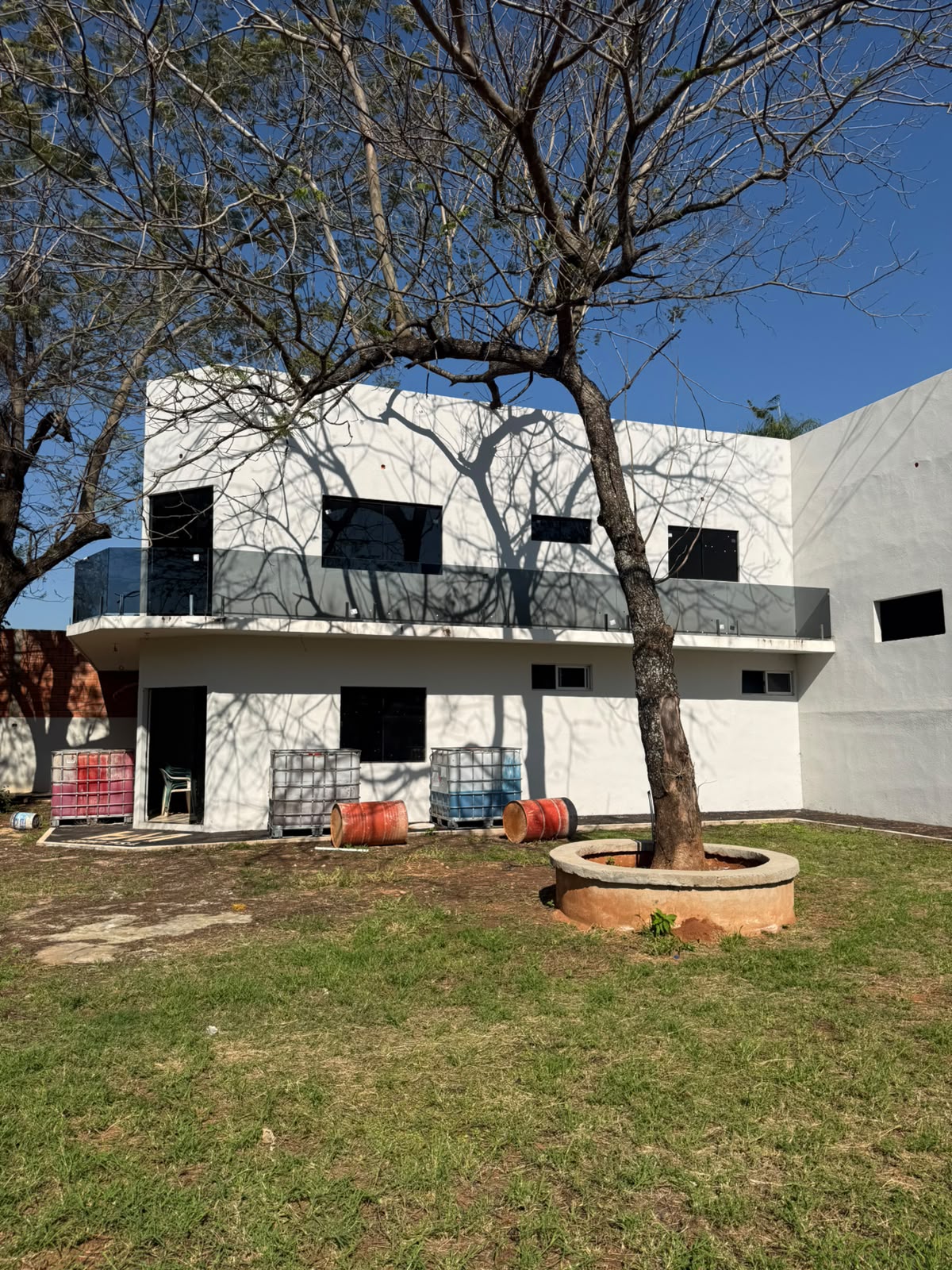 PROPIEDAD COMERCIAL EN LUQUE | 5.710 m² DE TERRENO — foto 2