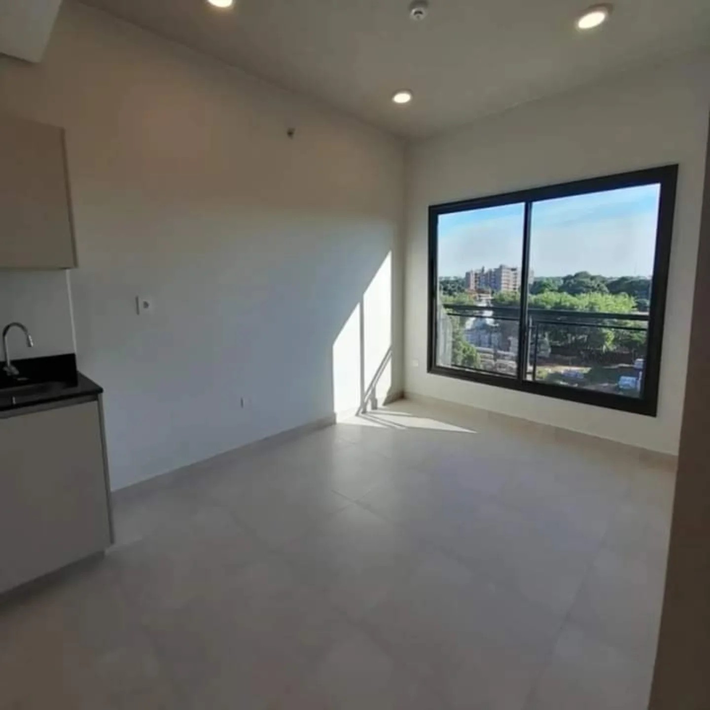 Alquilo Departamento De 1 Dormitorio En Fernando De La Mora Norte — foto 2