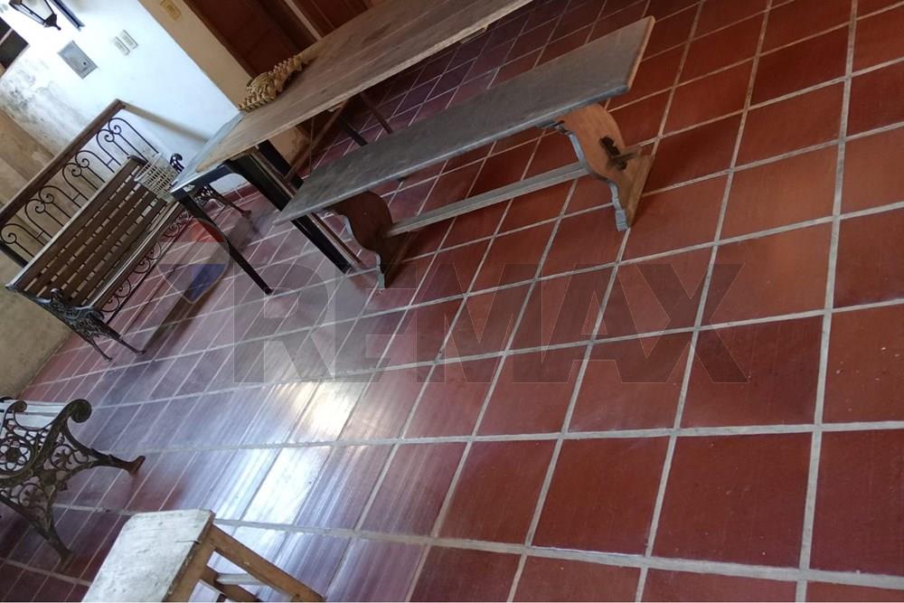 EN VENTA–AMPLIA RESIDENCIA-SAN CRISTÓBAL/RECOLETA — foto 2