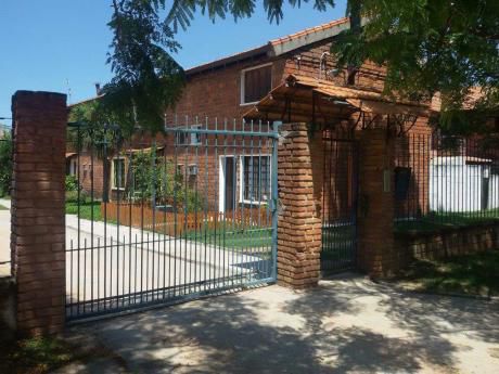 Casa En Dos Plantas Vendo