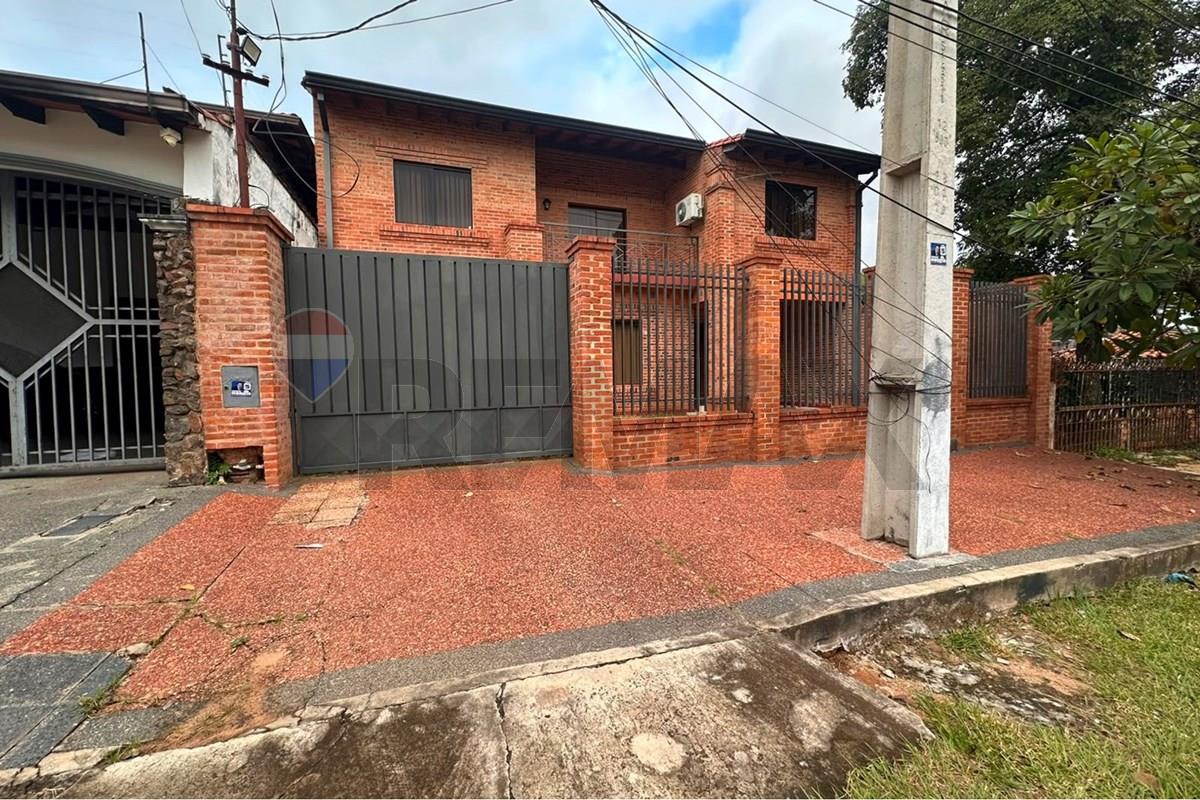 Casa en Alquiler en Lambaré Barrio Kennedy — foto 3