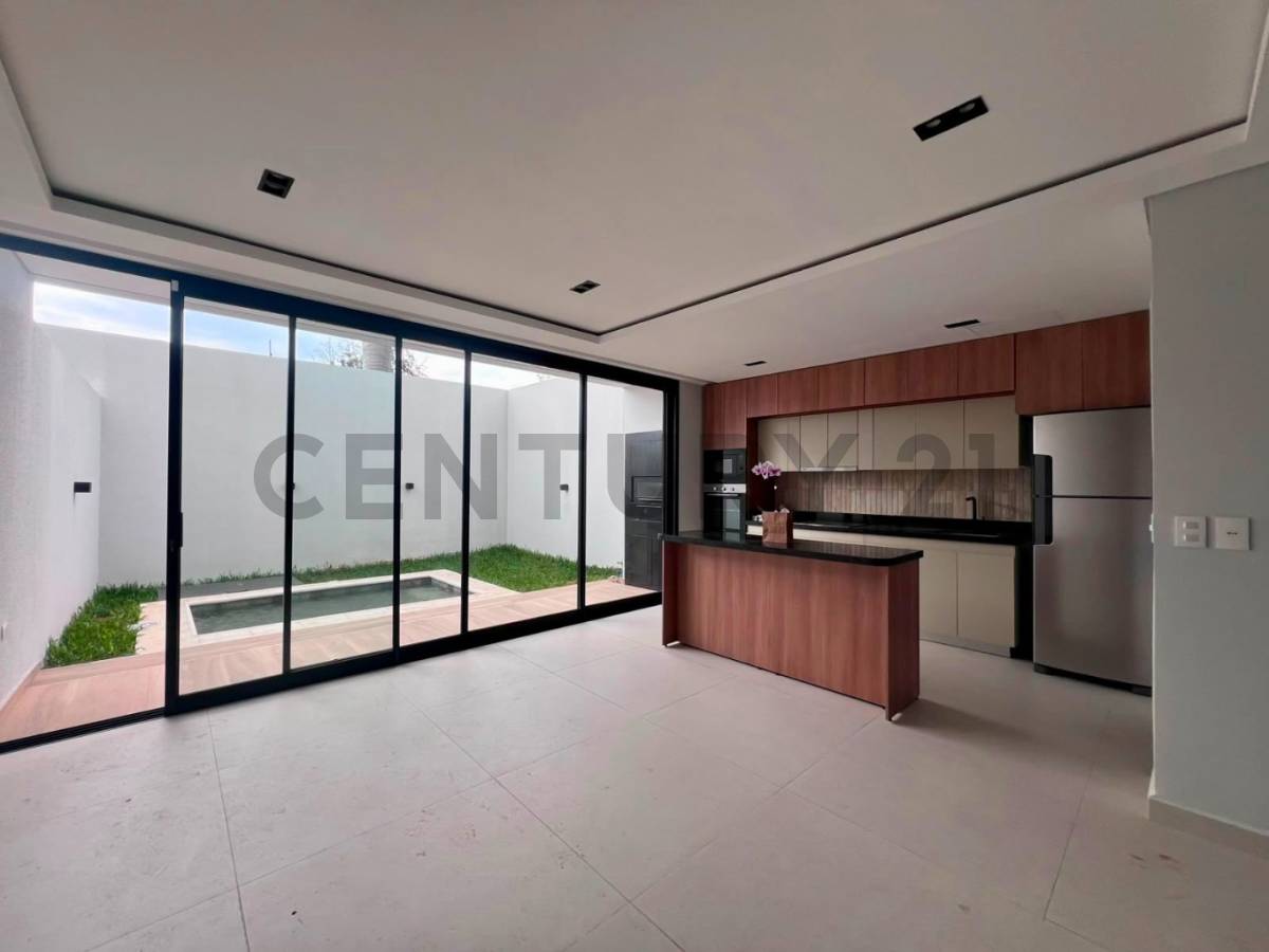 ALQUILO hermoso dúplex a estrenar en Mburucuyá — foto 3