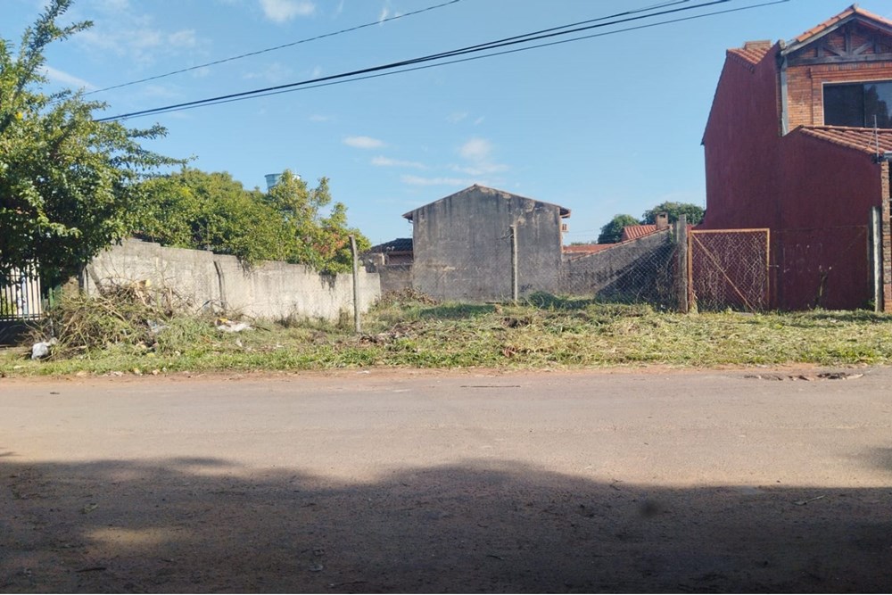 Terreno - Venta - Fernando De La Mora, Paraguay — foto 2