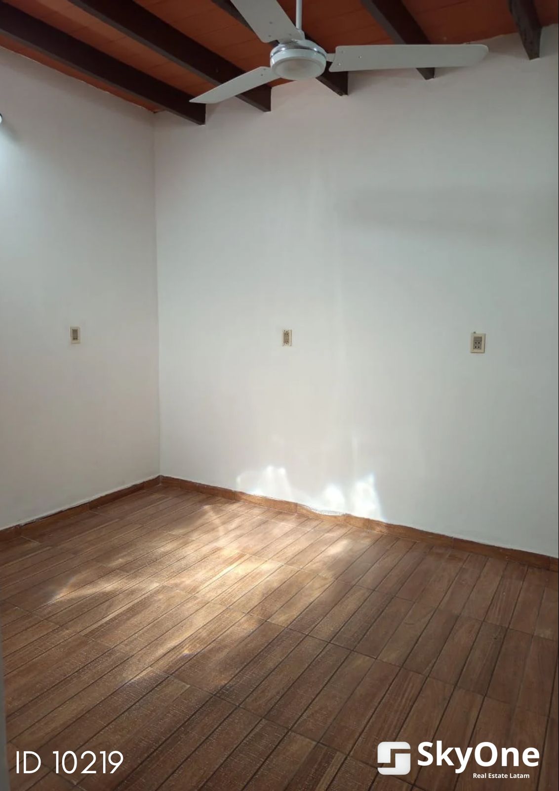 ALQUILER DE  SALON ZONA TERMINAL DE ASUNCION — foto 3