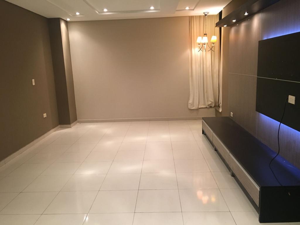 RESIDENCIA MINIMALISTA  EN EL B. MCAL. ESTIGARRIBIA — foto 2