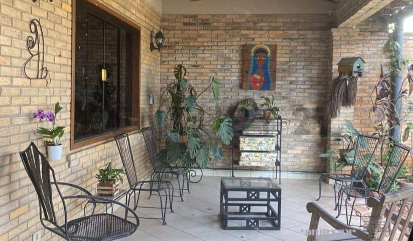 VENDO HERMOSA CASA CON EXCELENTE UBICACION EN BARRIOR RECOLETA — foto 3