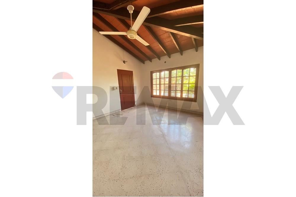 Casa - Venta - Ñemby, Central, Paraguay, No te quedes con las dudas! — foto 3