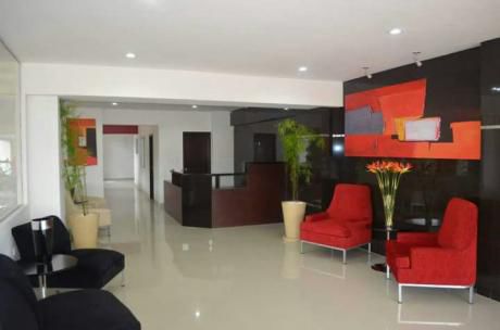 En Venta Lujoso Dpto. En Edificio Tusequis