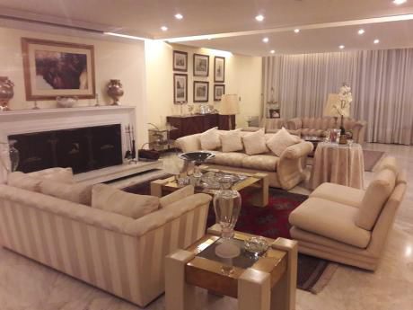 Vendo Fastuosa Residencia En Zona Brasilia