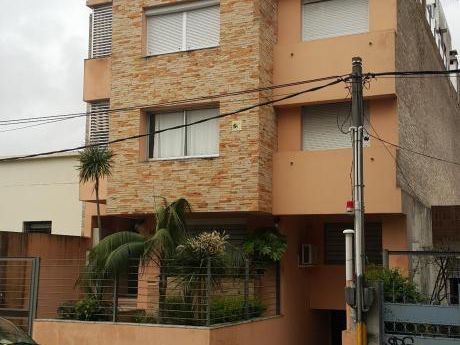 Hermoso Apartamento Tipo Casa!!