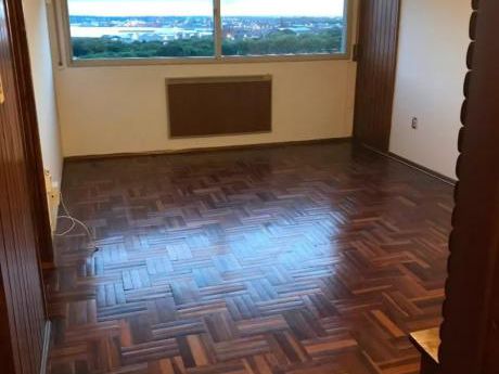 Prado! Hermoso 2 Dorm, Piso 9, Fte Y Cta Fte. Terraza!