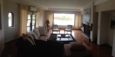 Venta Casa 4 Dormitorios Barrio Privado Lomas De La Tahona
