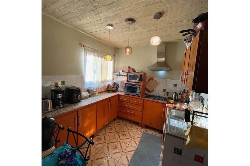 CASA EN ALQUILER - LAMBARÉ — foto 3