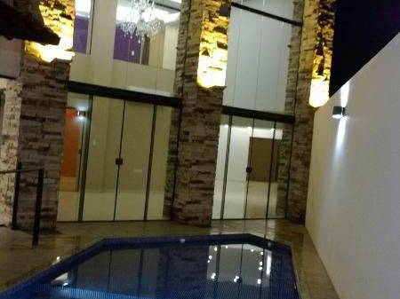 Vendo Hermosa Residencia En Ycua Sati
