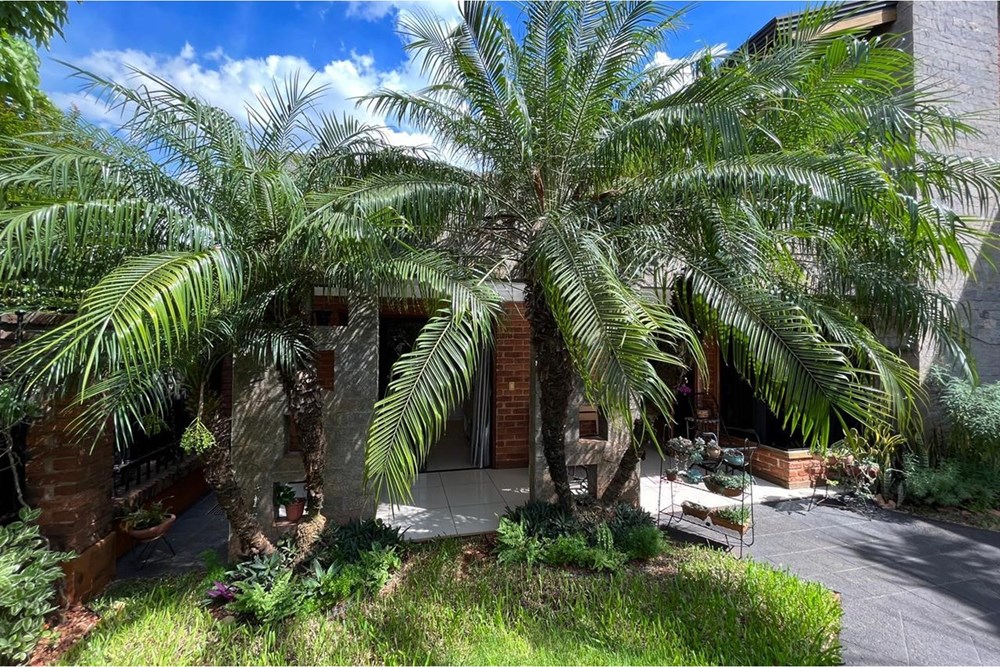 EN VENTA RESIDENCIA EXCLUSIVA – CAMBYRETÁ — foto 2