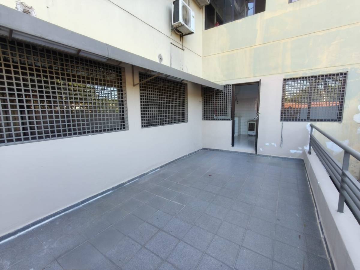 En alquiler departamento de 3 dormitorios + área de servicio . ID 47351 — foto 3