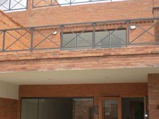 Alquilo Duplex Con Piscina Carmelitas