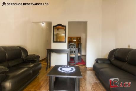 0910 Casa Tipo Chalet A Estrenar En Lambare, Zona Carretera De López
