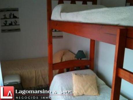 Apartamentos En Playa Mansa: Laa1483a
