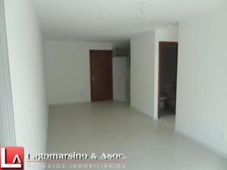 Apartamentos En Península: Laa1757a