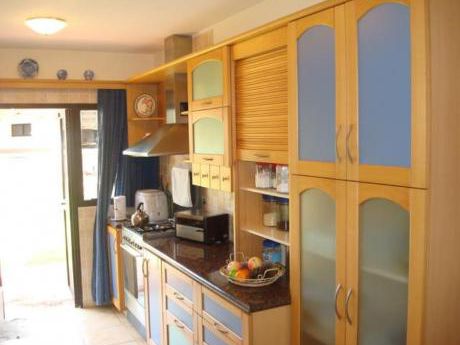 Casas En Playa Mansa: Laa1770c