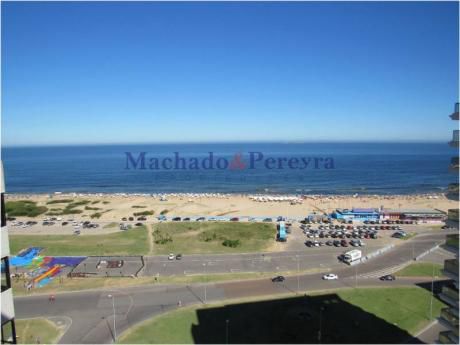 Lindo Apartamento En Playa Brava Con Vista Al Mar - Ref: 3596