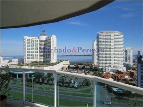 Apartamentos En Playa Mansa