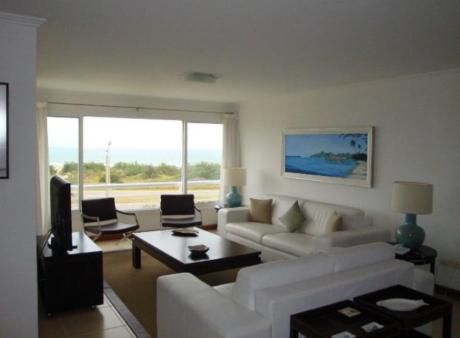 Apartamentos En Playa Brava: Mgi1663a