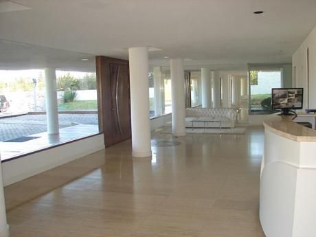 Apartamentos En Playa Brava: Mgi689a