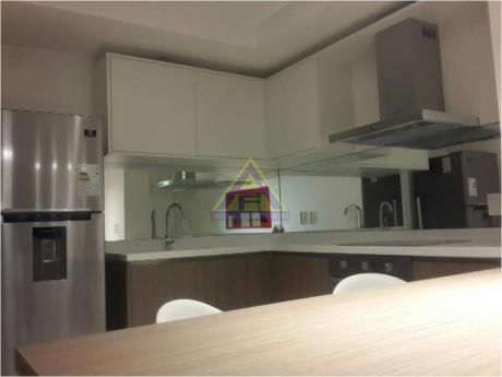 Apartamentos En Playa Mansa: Mci1093a