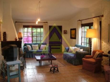 Casas En Playa Mansa: Mci362c