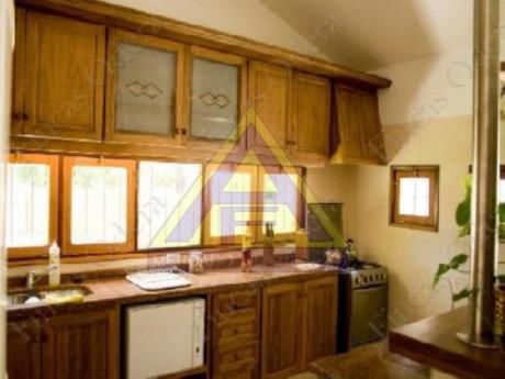 Casas En Playa Mansa: Mci394c