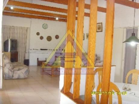 Casas En Playa Mansa: Mci427c