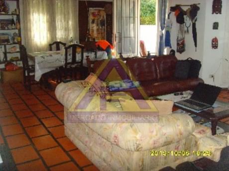 Casas En Playa Mansa: Mci448c