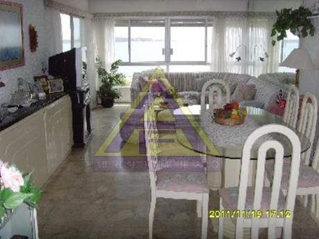 Apartamentos En Playa Mansa: Mci665a