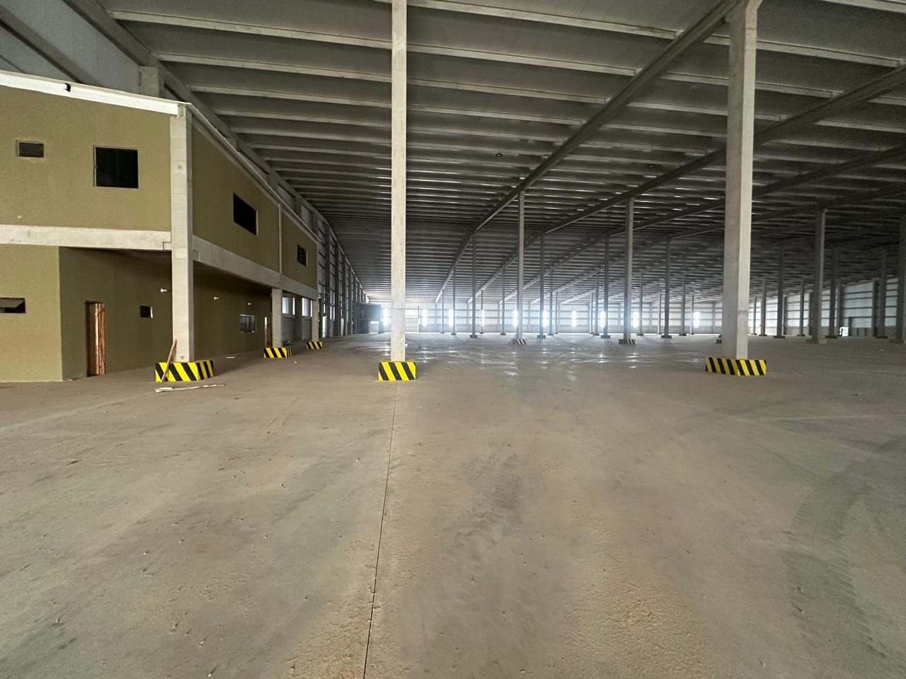 Alquiler Depositos En Parque Logistico Pto Fenix - Mra — foto 2