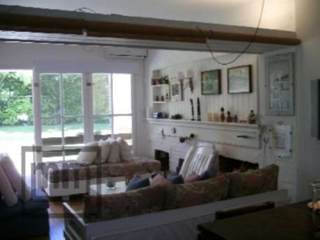 Apartamentos En Playa Brava: Mym3131a
