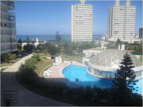 Apartamentos En Playa Mansa: Mym3136a