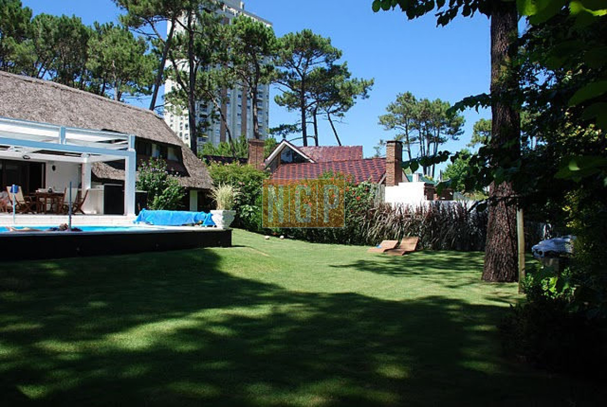 Casa en venta en Barrio Lugano  Punta del Este